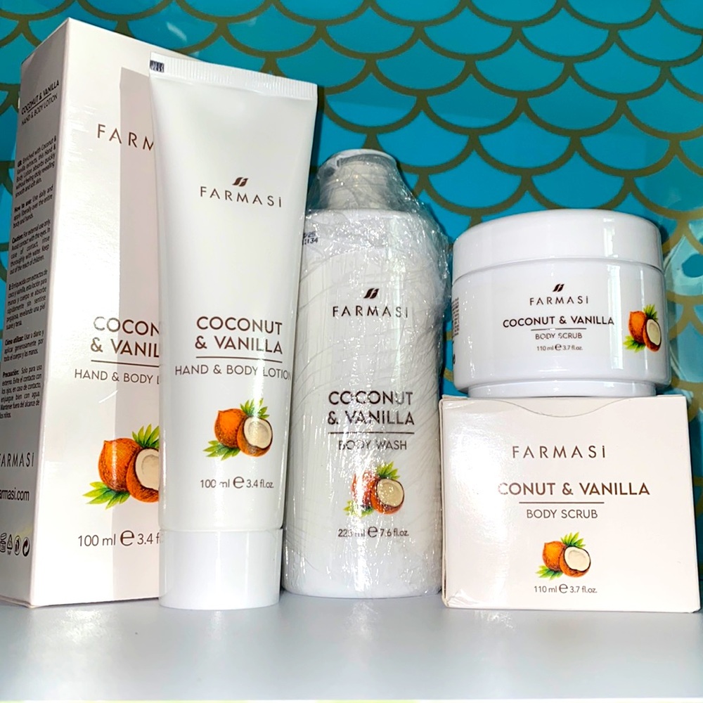 Farmasi Coconut & Vanilla Bath/Skin Care Set